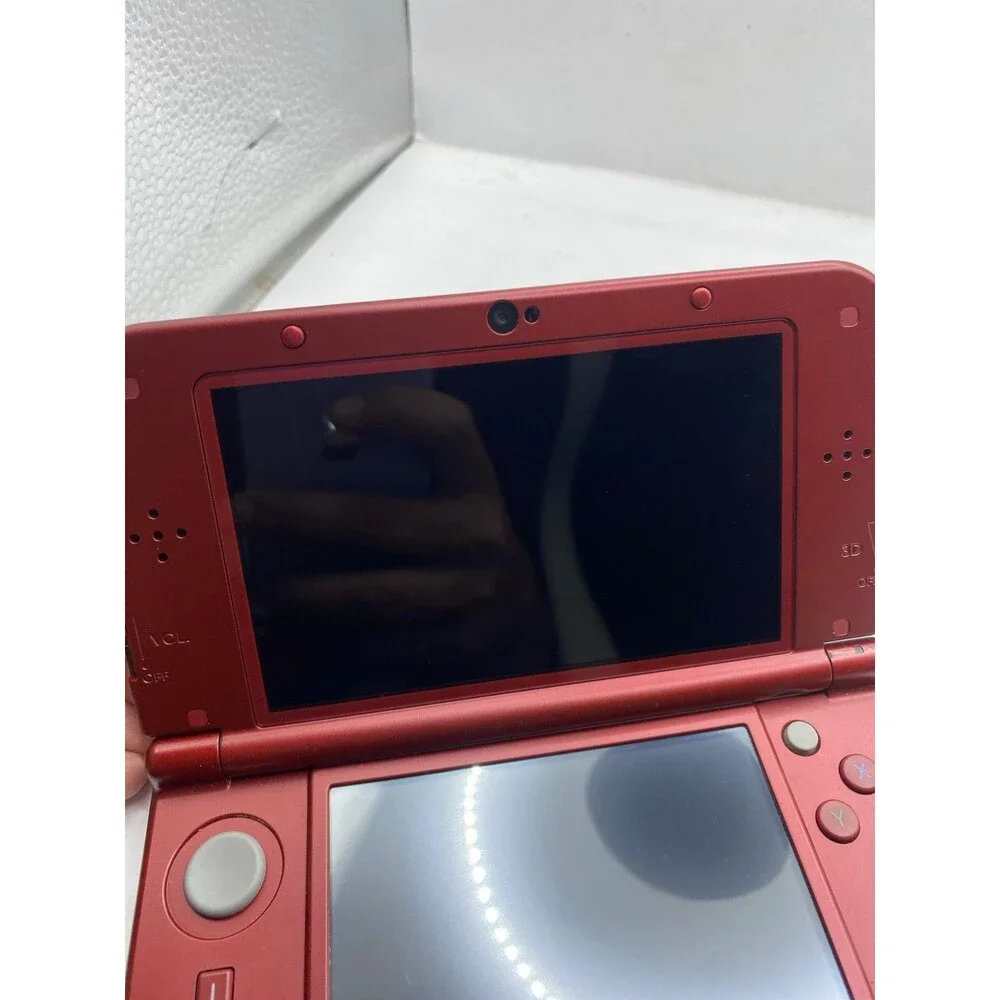 Nintendo “New” 3DS XL Metallic Red Handheld Console USA System RED-001 dual IPS